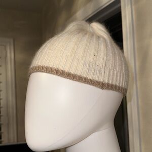 UEC Coach cream ribbed skully hat lambs wool/ cashmere blend